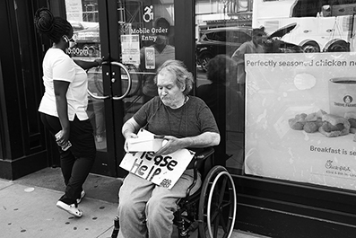 Homeless : Street Life : New York : Personal Photo Projects : Photos : Richard Moore : Photographer